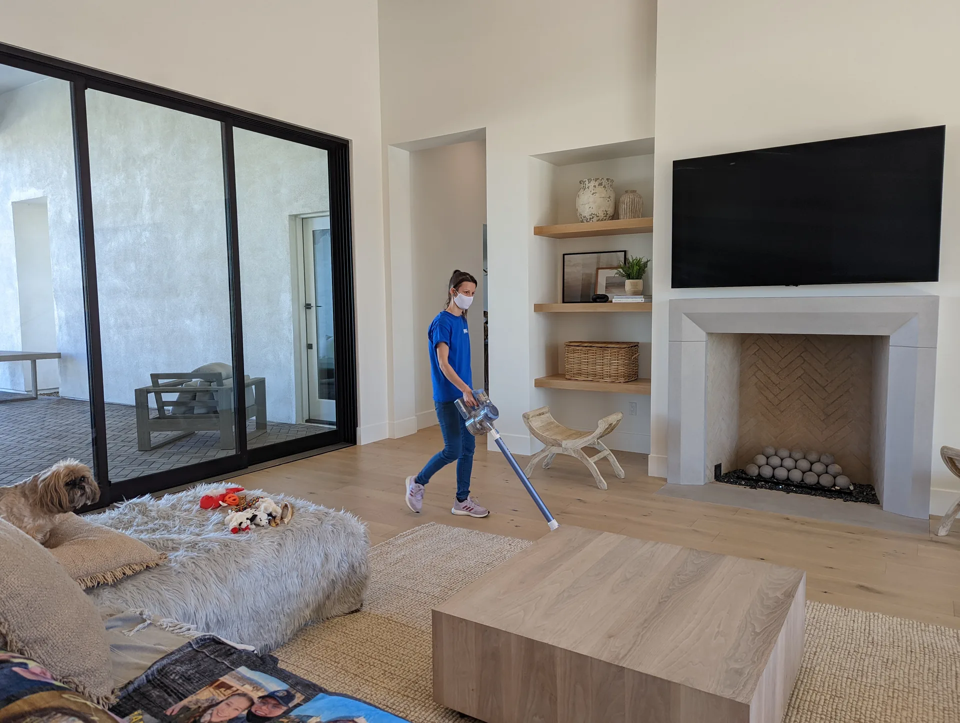 LeBlanc Cleaning team member maintaining a spotless Mesa, AZ home — recurring cleaning service